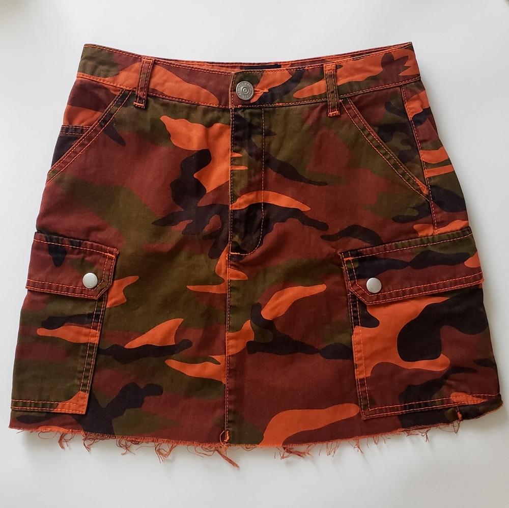 XS BDG Overdyed Camo Mini Skirt - Picture 3 of 8